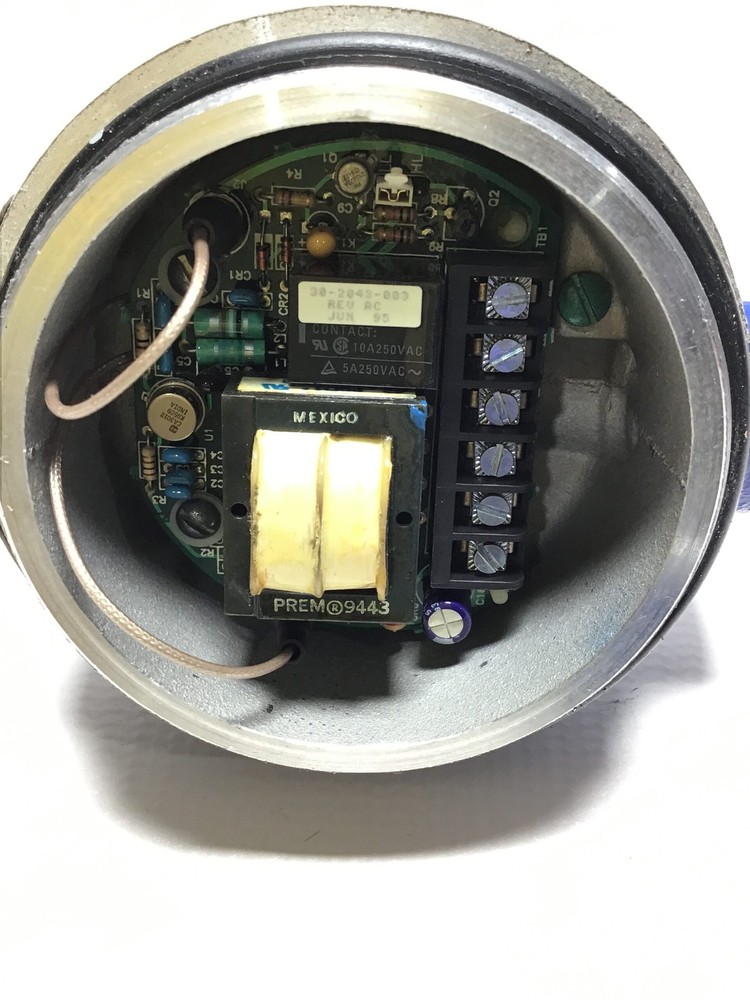 Magnetrol 910-A1B0-001 Level Switch Control