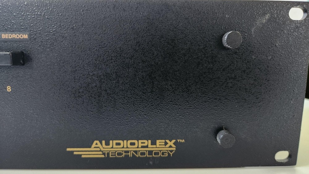 AUDIOPLEX TECHNOLOGY MASTER SERIES MS-8 750W SPEAKER SWITCHER