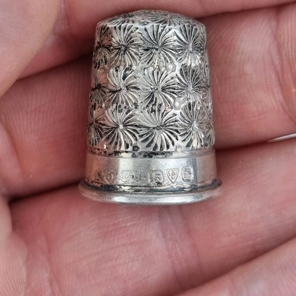 Antique Solid Silver Thimble Chester 1921 Charles Horner