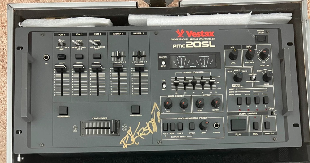 1pcs Vestax PMC 20Sl Mixing Console