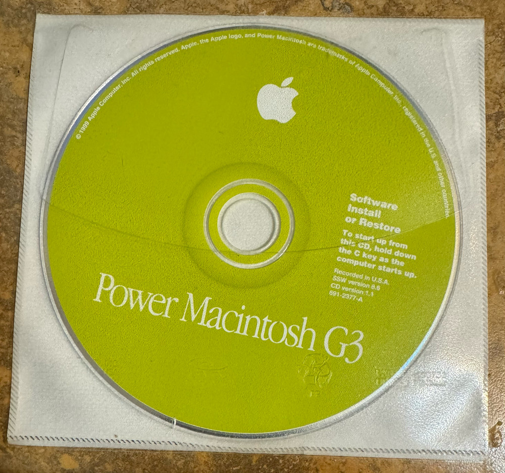 Apple Mac OS 8.6 Install CD BRAND NEW Works with multiple macs