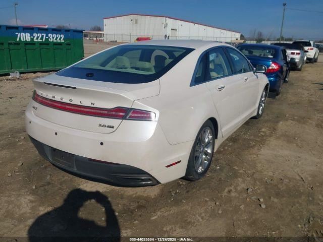 MKZ 2013 Glove Box 4954251
