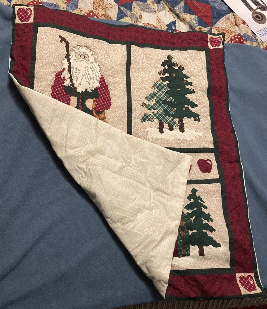 Quilted Christmas Wall Hanging initial quilting done.