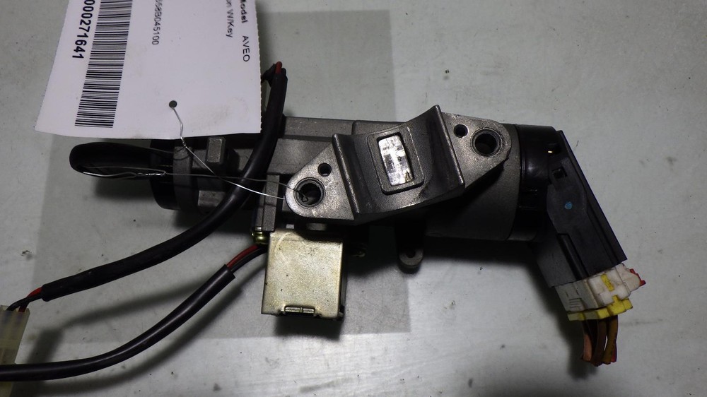 08 CHEVROLET AVEO Ignition W/Key