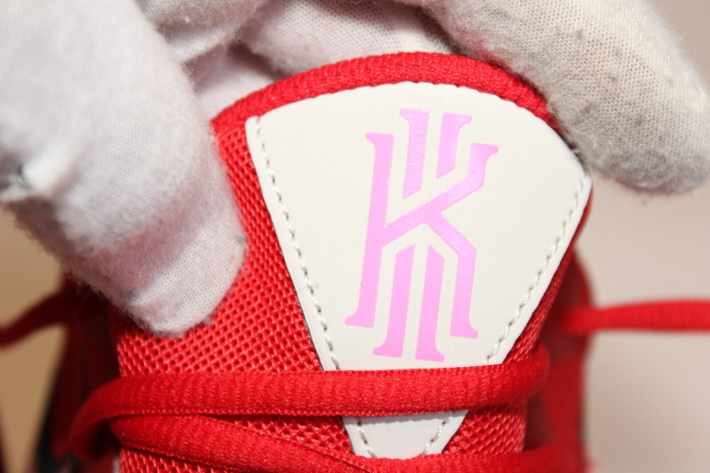 Nike Kyrie Flytrap 6 University Red DM1125-600