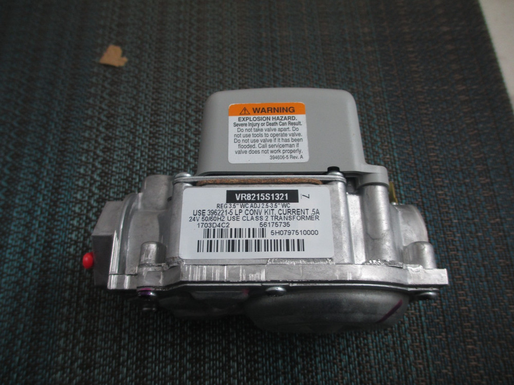 Honeywell VR8215S1321 Gas Valve NEW! Modine 5H0797510000