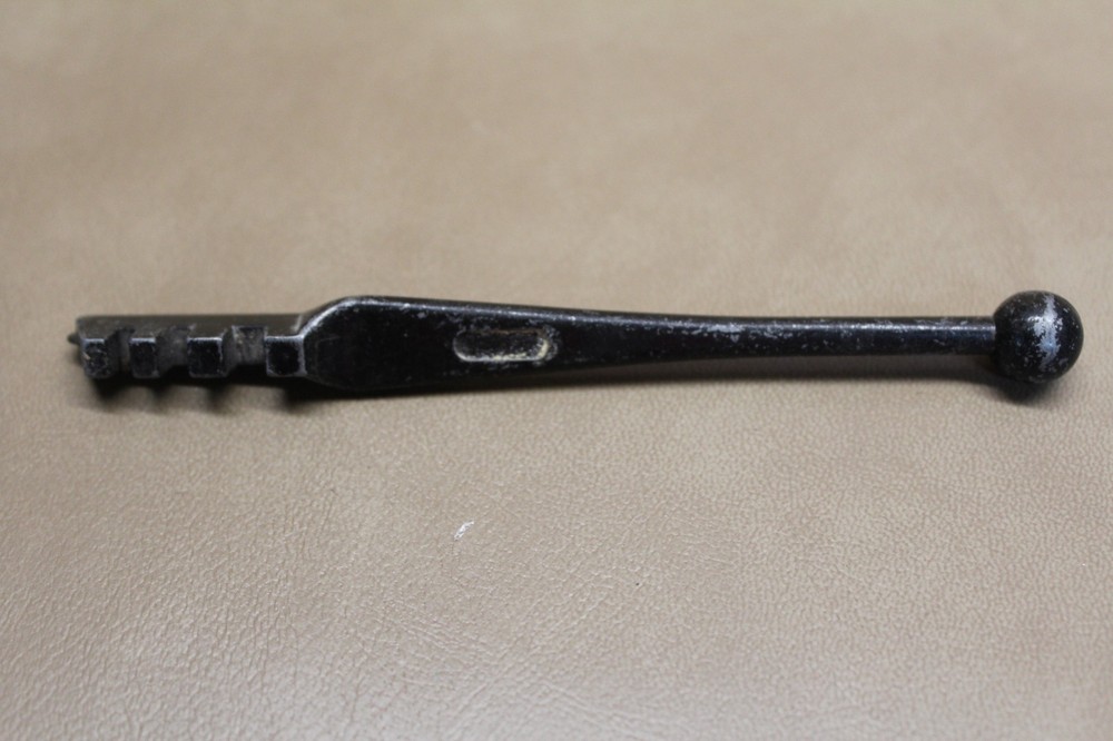 Four Vintage GLASS CUTTERS *USED*