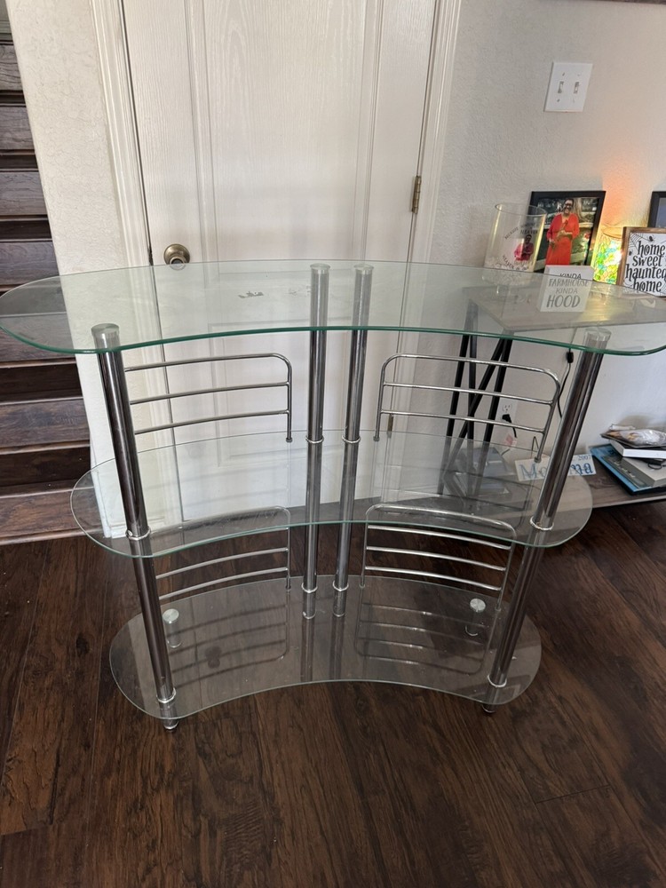 Glass Bar