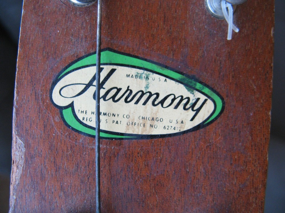 Vintage Harmony Baritone Ukulele Uke 30”