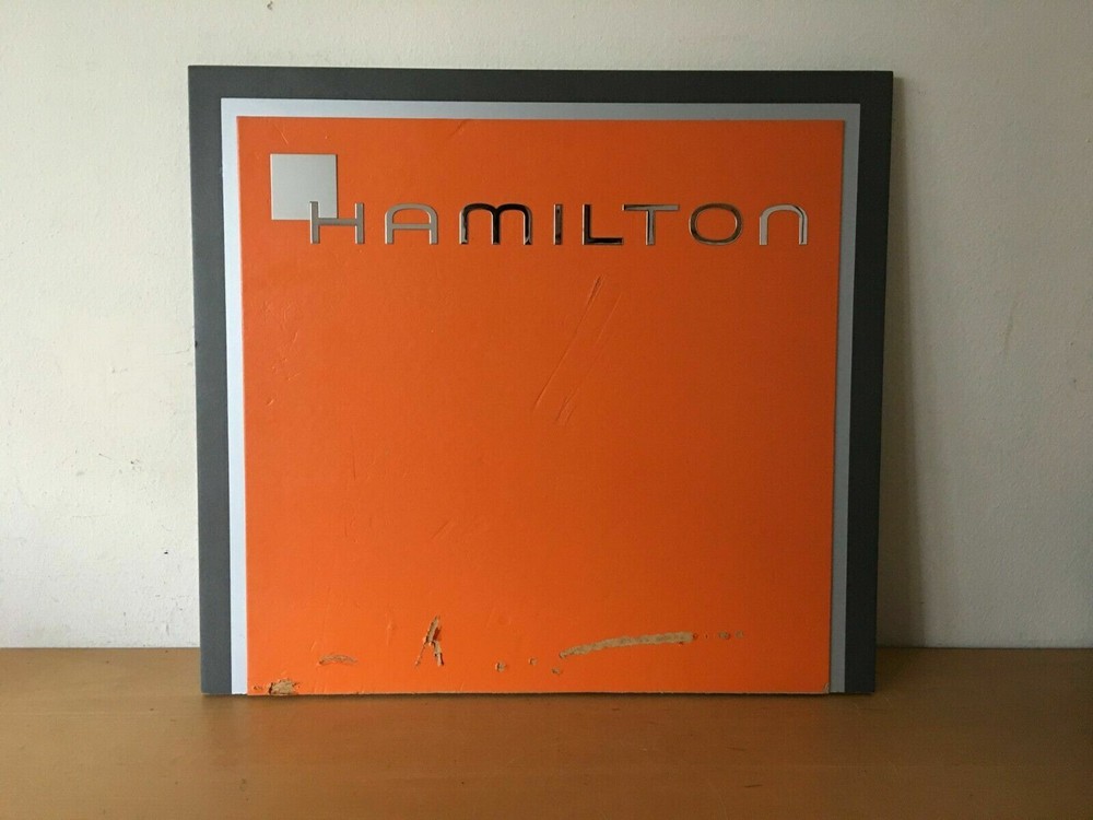 Back Display HAMILTON Reversible Wood Stand