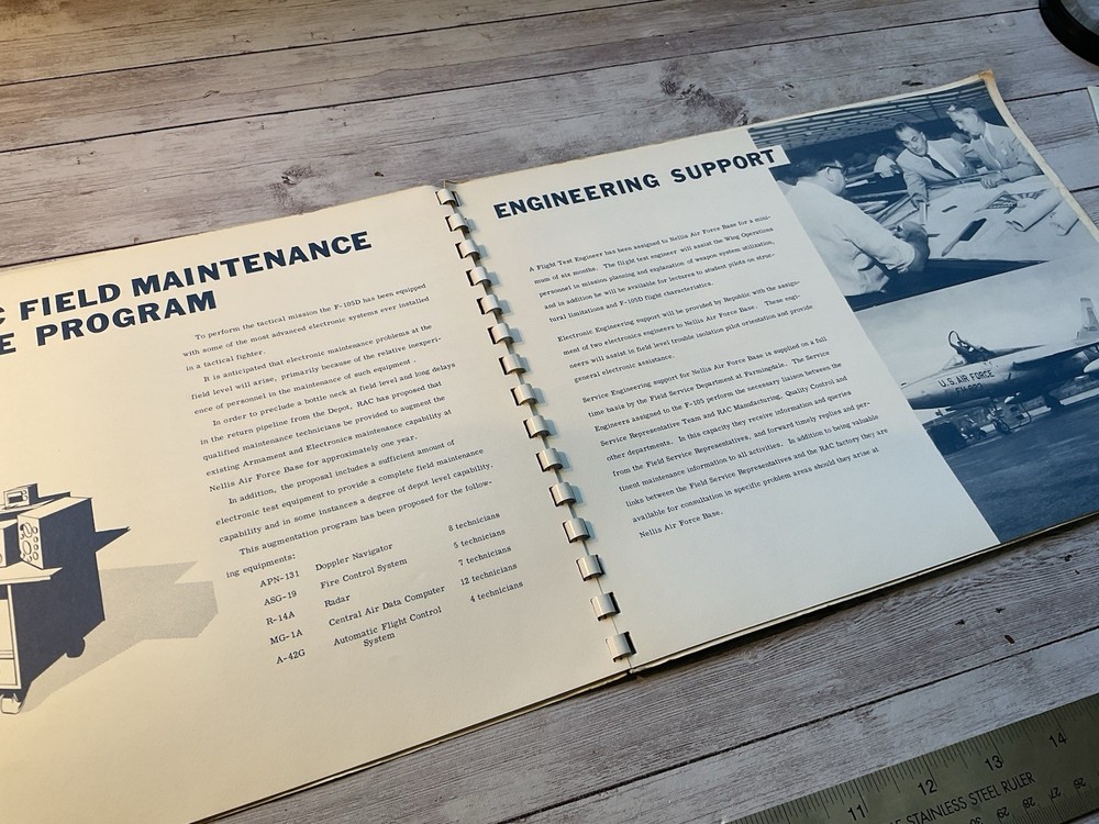 ORIG REPUBLIC AVIATION CORP 1961 F-105D SUPPORT PROGRAM PUBLICATION