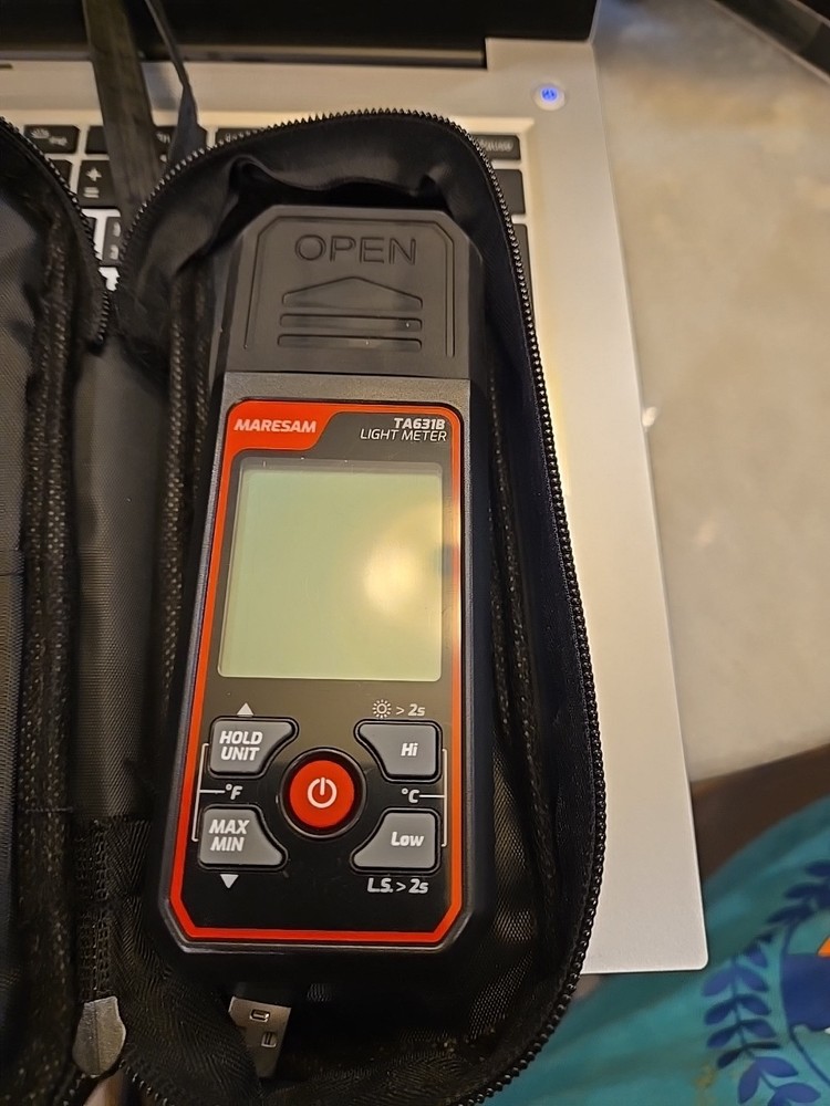 Marshmallow Light Meter TA631B LCD Display