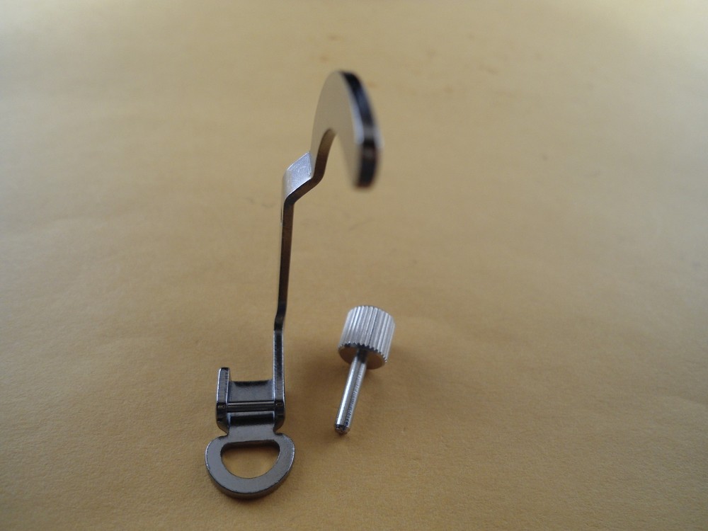 White Darning Foot Snap On #21014