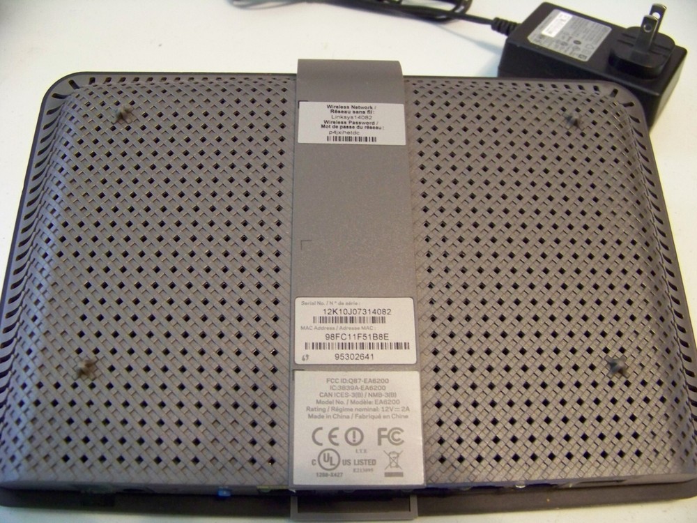 Linksys EA6200 Dual Band Router - Previously Owned