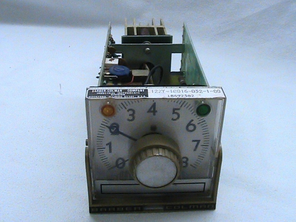 1 USED BARBER COLMAN TEMPERATURE CONTROLLER 122Y-10016-032-1-00