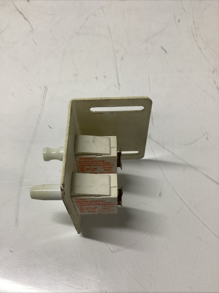 Micro Switch 1DM1 W/ 1DM401 O-661