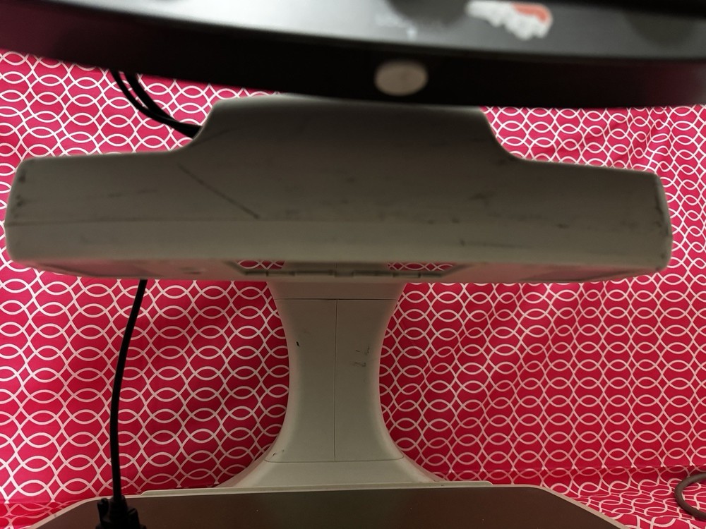 Aumed Look Station Electronic Video Magnifier, Read. As Is