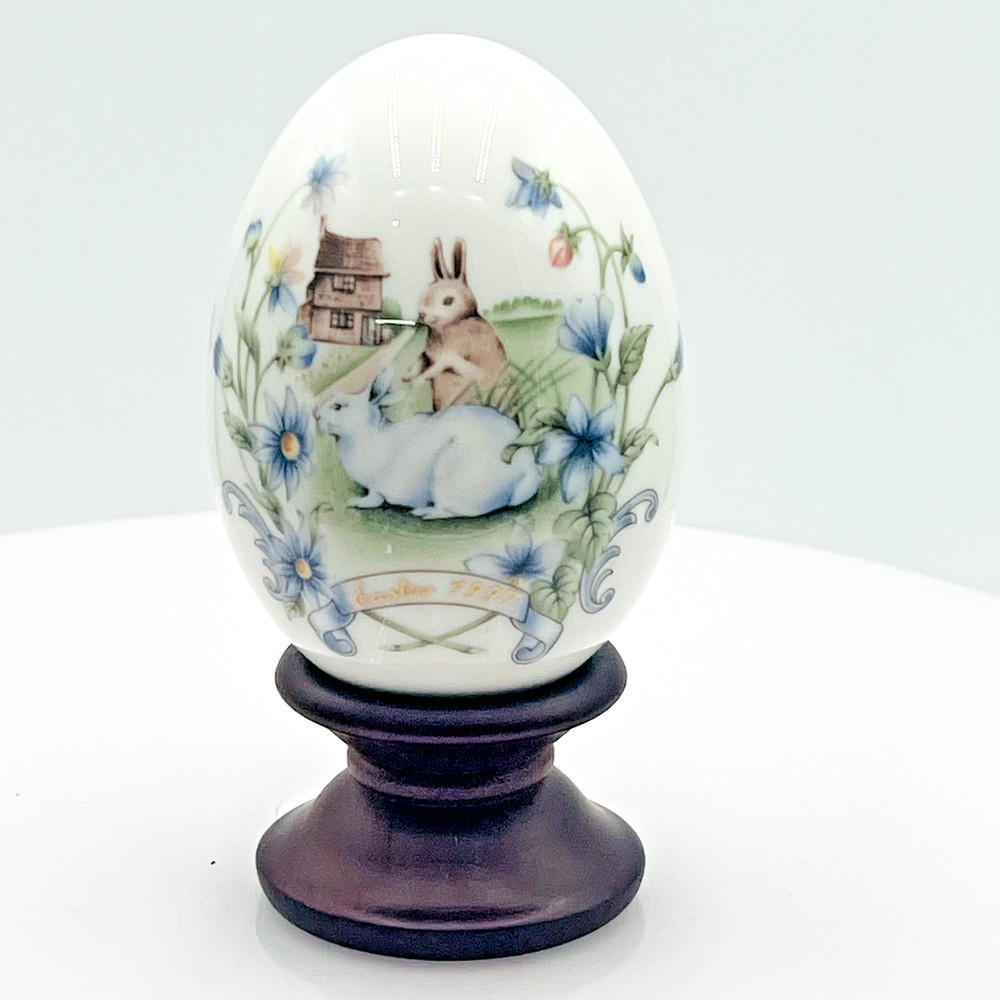 Noritake Limited Edition Easter Bunny Egg 1997