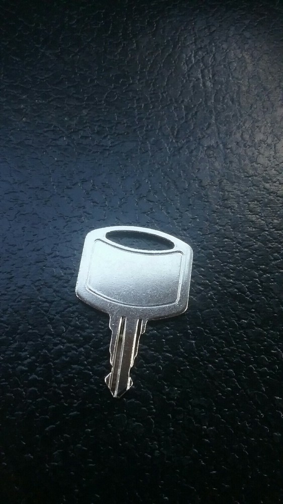 Tork #1100 Dispenser Key