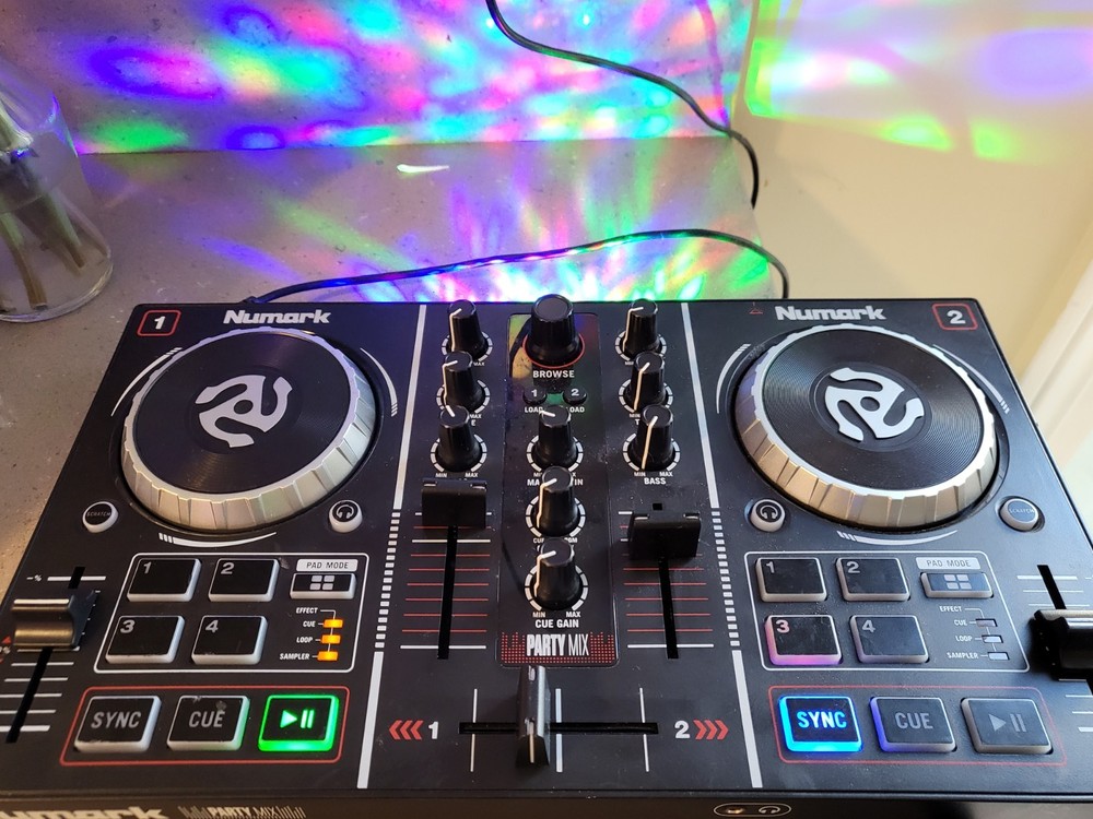 Numark Party Mix DJ Controller With Built In Light Show.