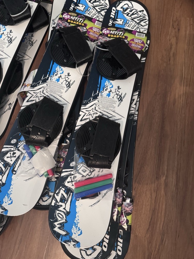 EMSCO Group – Graffiti Snowboard – Great for Beginners – 110cm, Customized