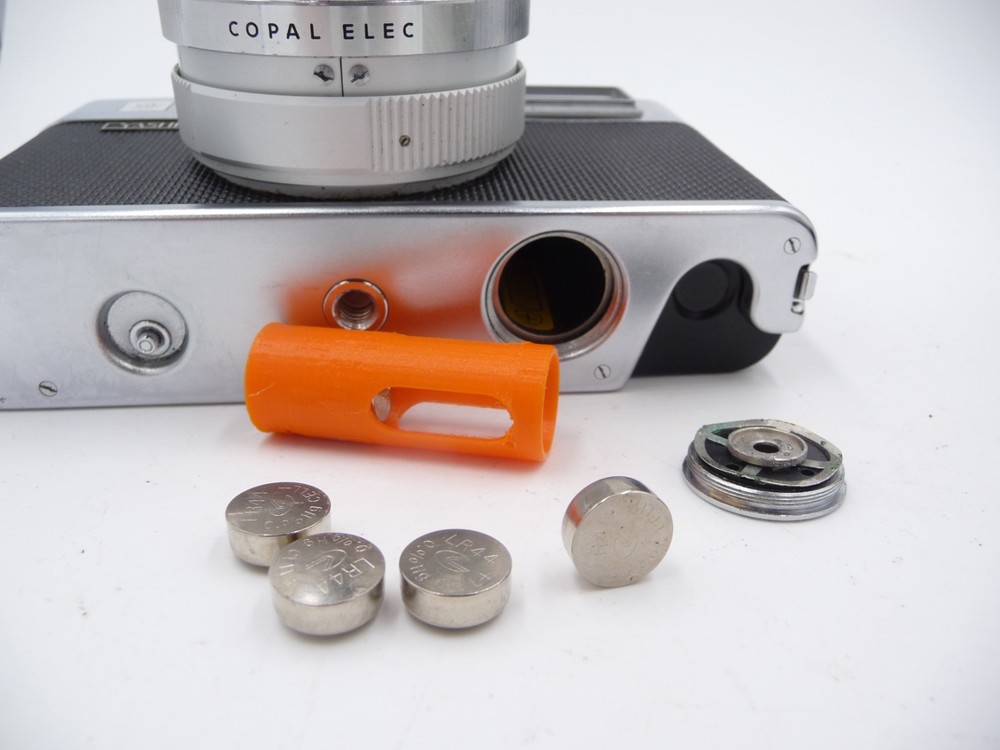 Yashica Electro 35 rangefinder camera with case and UV filter