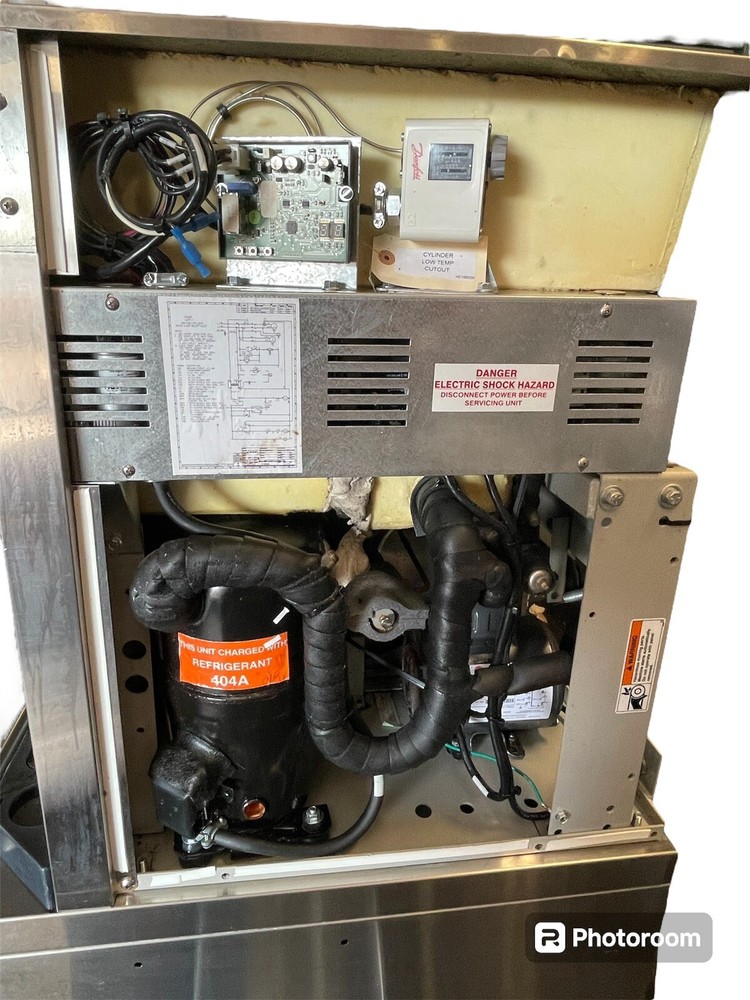 ELectro Freeze Ice Cream Machine/ Shake CS700 Single Phase, Air Cooled