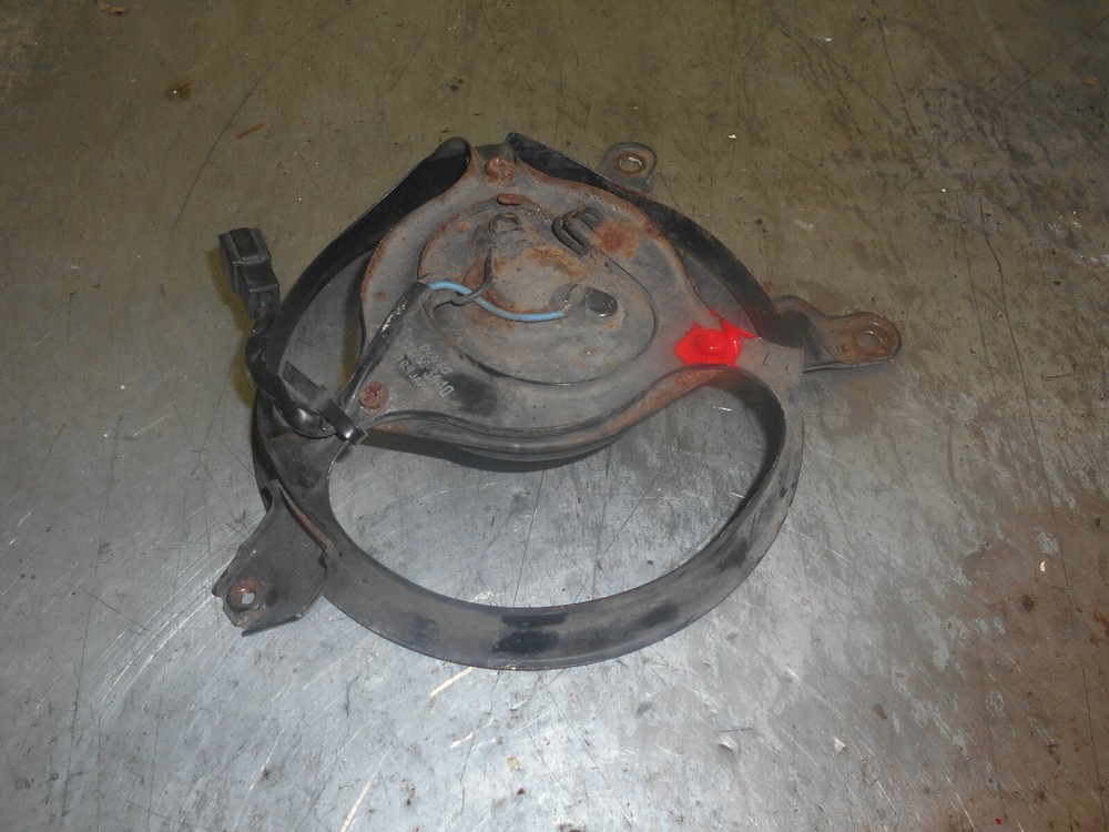 triumph t 595 fan motor