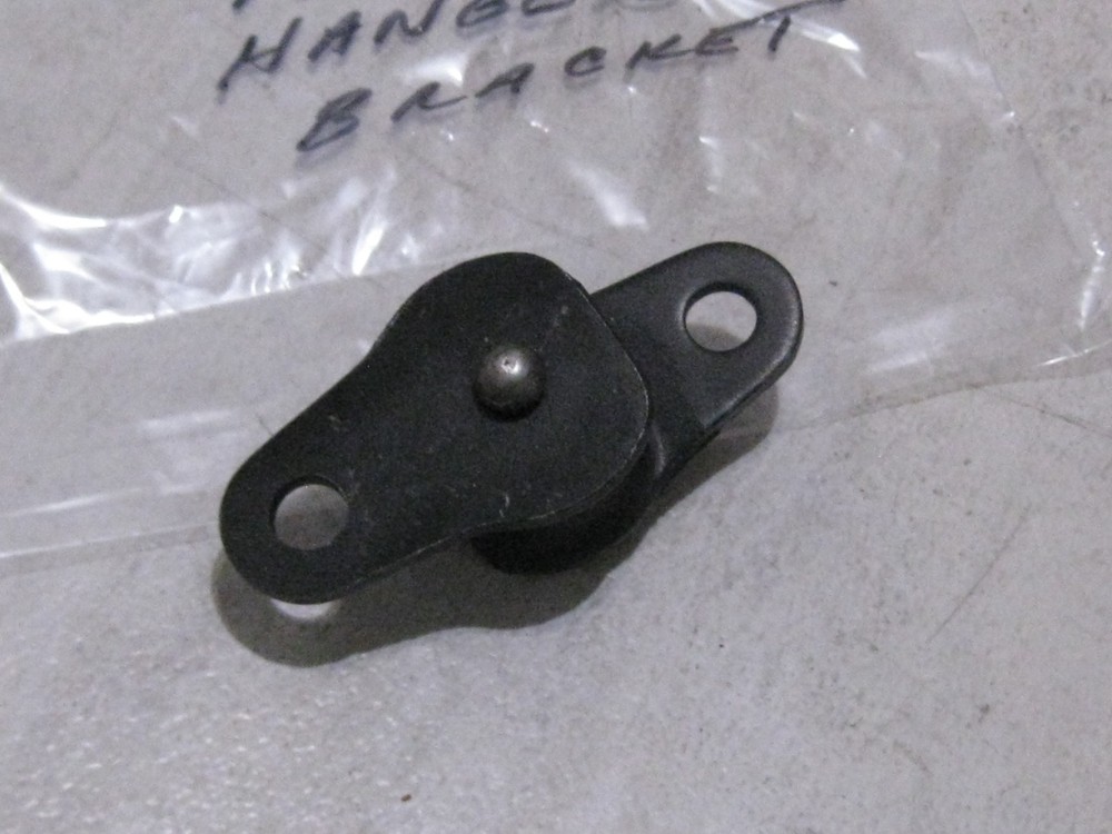 YAMAHA EXH/MUFF HANGER BRACKET NOS!