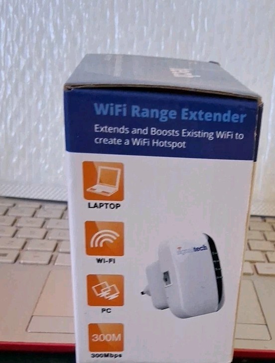 Signal Tech WiFi Range Extender NEW