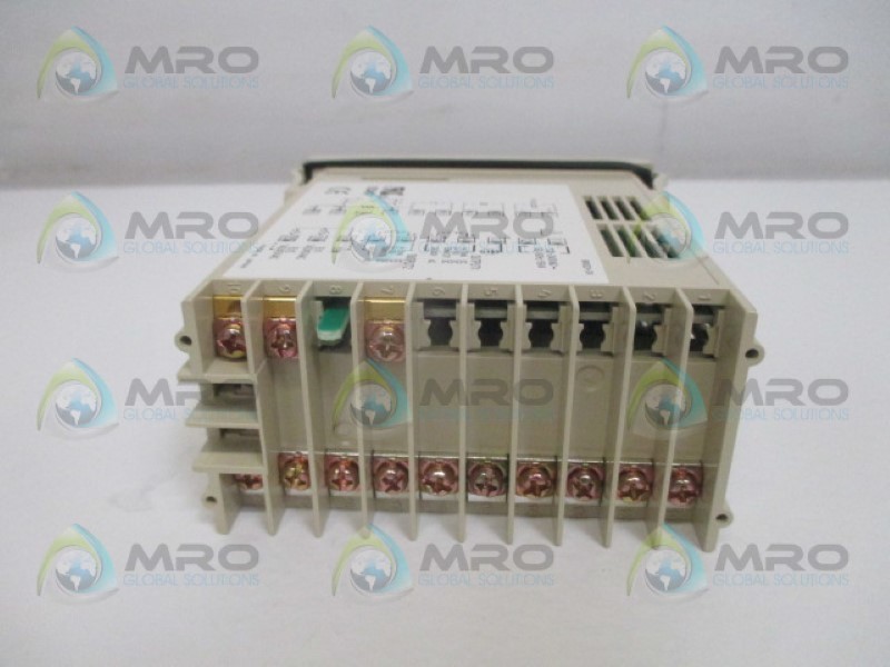 SHIMADEN SR94-8Y-Y-90-1000 DIGITAL CONTROLLER NSMP