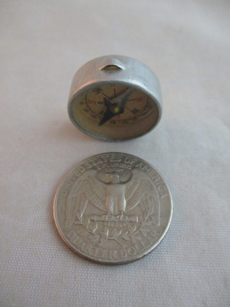Vtg Tiny Hand Held Survival Compass with Mirror (G)