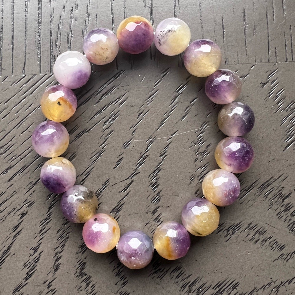 Faceted chalcedony bracelet 6.5’