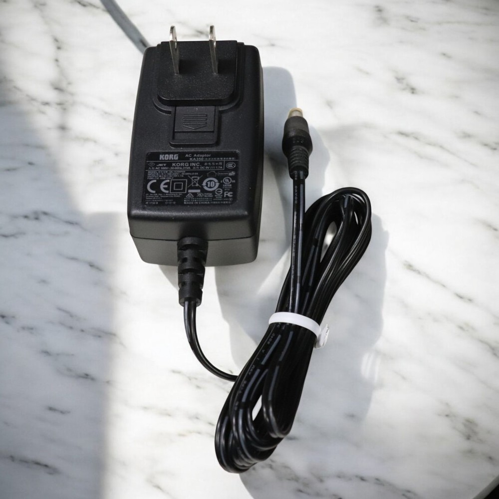 KORG KAOSS PAD KP3+ Plus DJ Effects Processor Sampler Touch Pad Used Japan