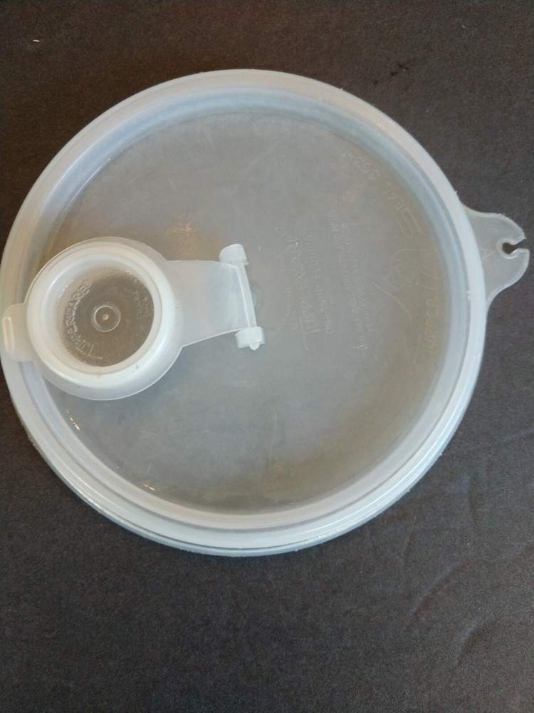 Tupperware Orange Juicer #409/Pitcher #321 with Lid #563