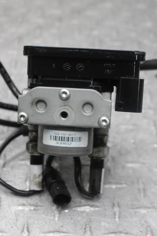 2015 Indian Chief Classic ABS ASSY PUMP UNIT MODULE & HOSES HAS VIDEO