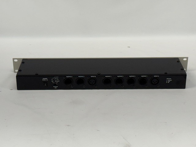 Brainstorm Electronics SR-26 Dual Time Code Distributor/Reshaper & Power Supply