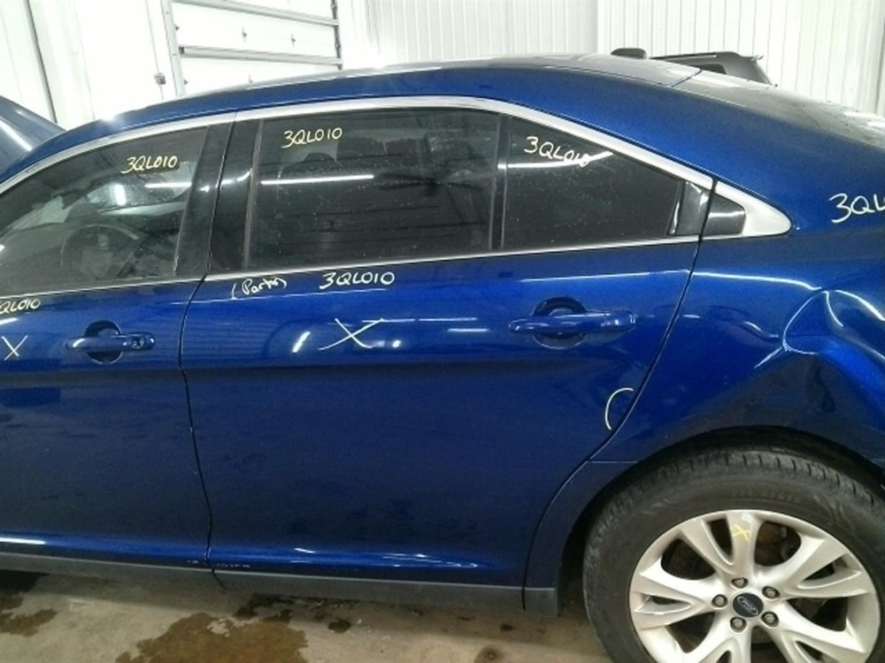 TAURUS 2013 High Mounted Stop Light 104748801