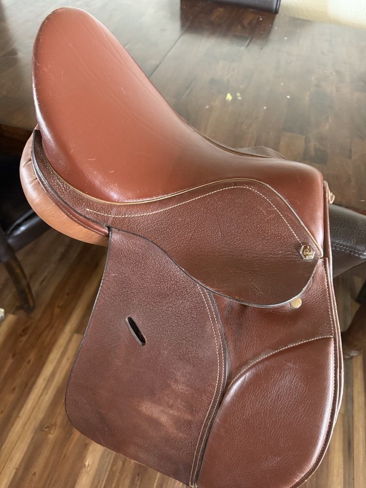 Club HDR Saddle. Lightly Used
