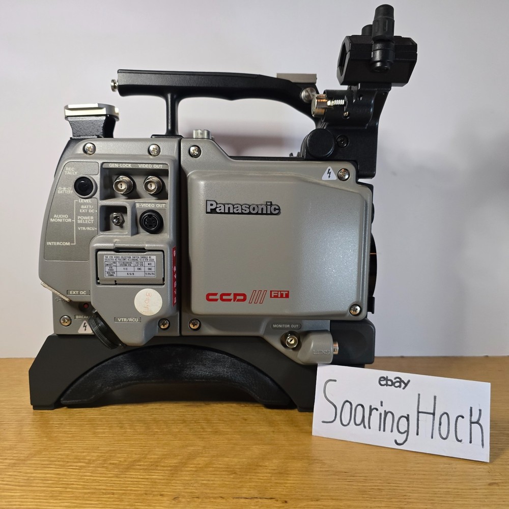 Panasonic WV-F565 No Cables Untested