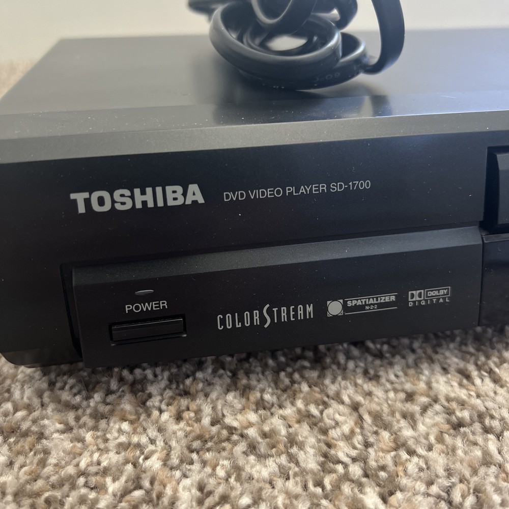Toshiba SD-1700 DVD Video Player with Remote UNTESTED