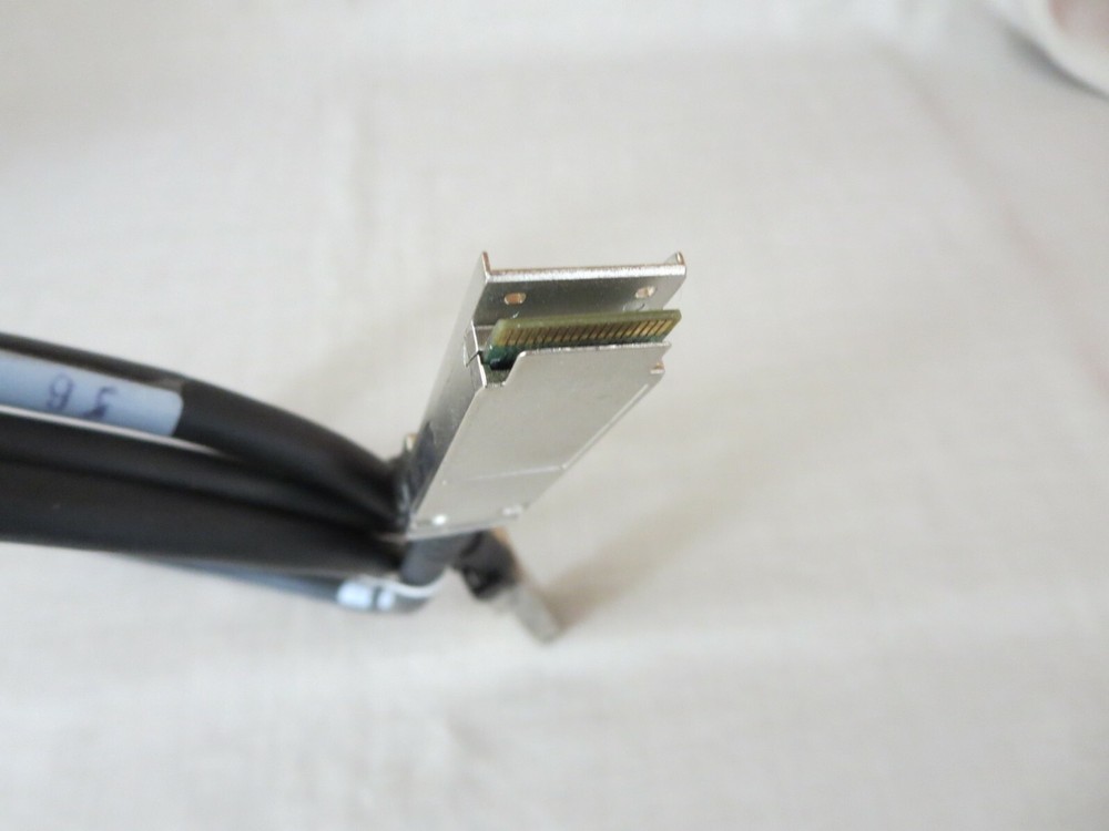 Two QSFP+ Modules and ROHS E357317-S (UL) Type CL2 FT4 Network Cable