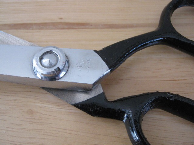 Vintage Imperial Model 7661/7" Pinking Shears with Original Box
