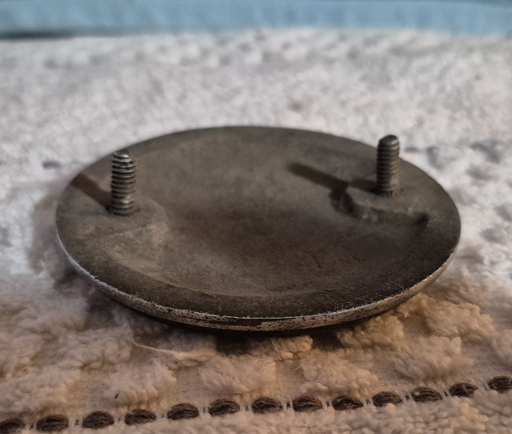 Vintage S.S Logo Car