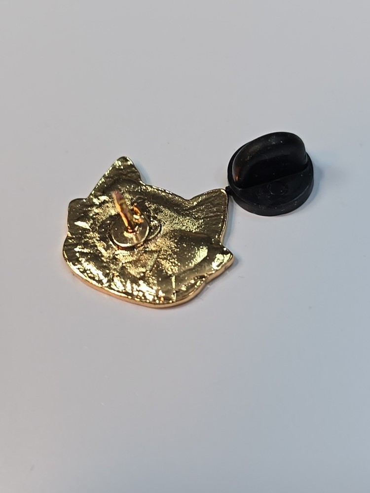 Cat Head With Pink Glasses Lapel Pin Small Size