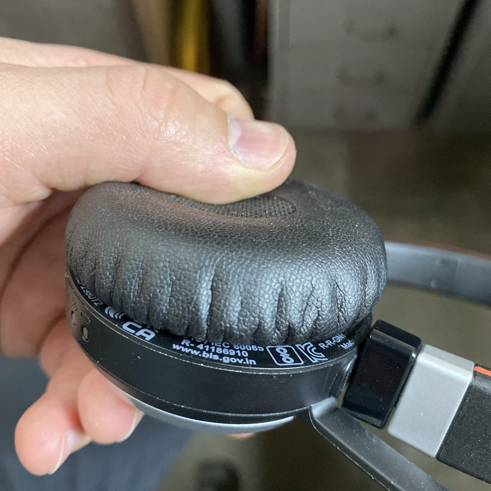 Jabra Evolve 65 HSC018W MS Stereo Wireless Bluetooth Headset w/ Base