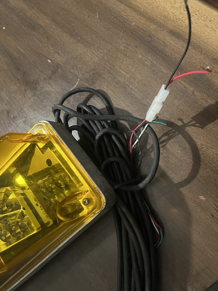 Whelen Responder Series LED Amber