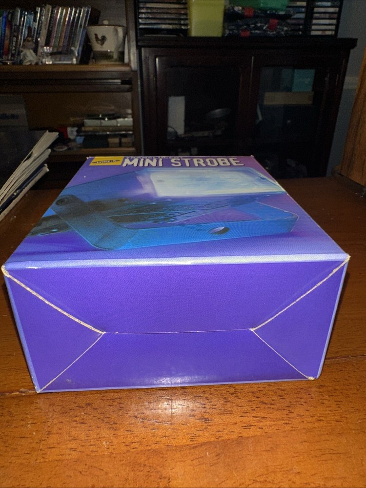 Lite F/X Mini Strobe - Model 18231