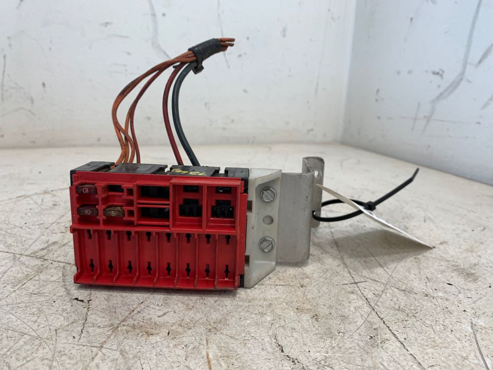 2009 GMC W4500 Fuse Panel (628-10318)