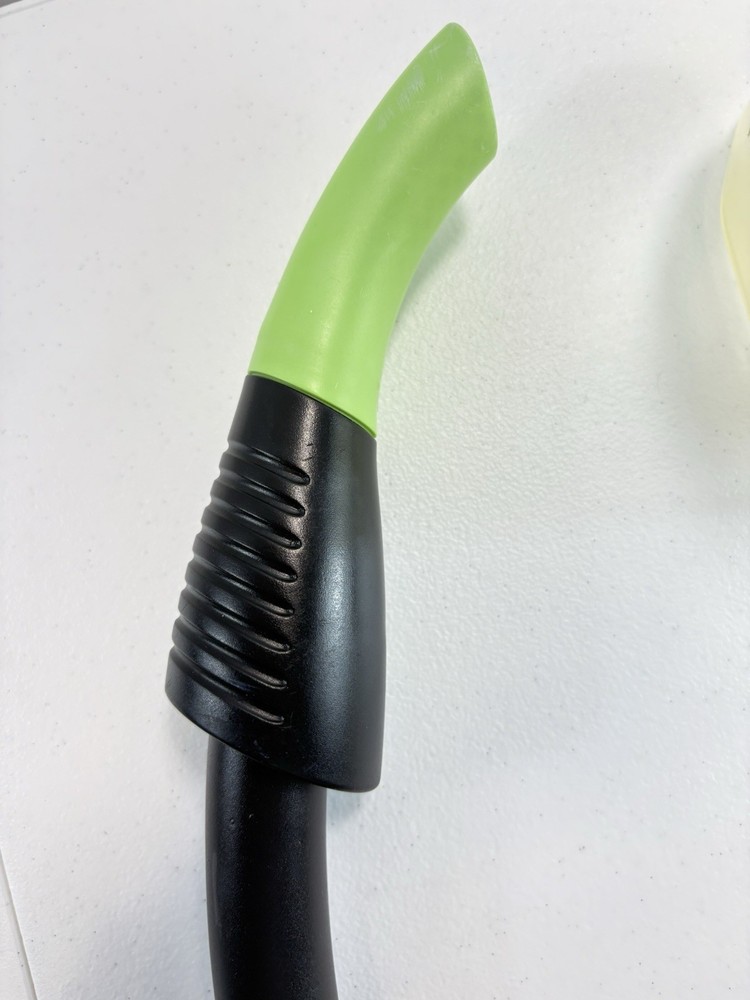 Aqualung Impulse 2 Flex Dive Snorkel Black/green & Seadive Goggles Bundle